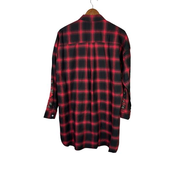Adaptation NWT Barneys New York Red Black Plaid Flannel Rose Embroidered Dress - Picture 10 of 13